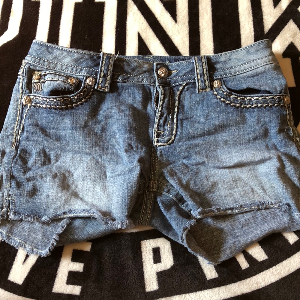 Miss Me Mid-Rise shorts